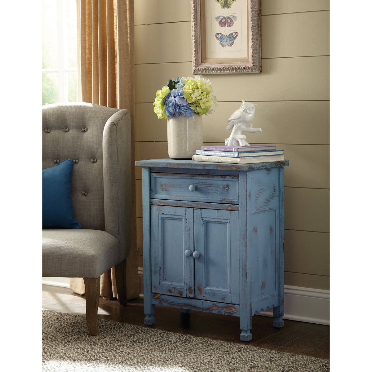 White Antique Accent Cabinet R753495