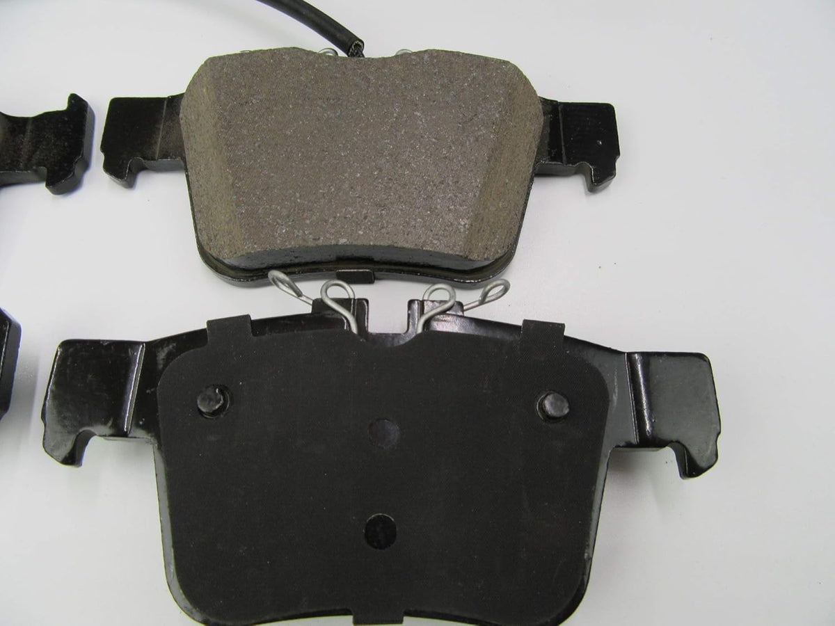 TopEuro replacement front and rear brake pads for Levante Base LOW DUST Z294