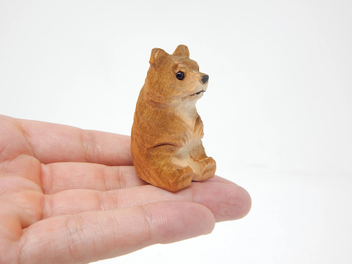 Brown Bear Wooden Carving Figurine O4691