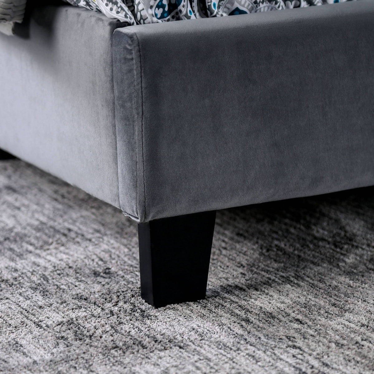 Queen Serena Tufted Upholstered Bed Gray B790133